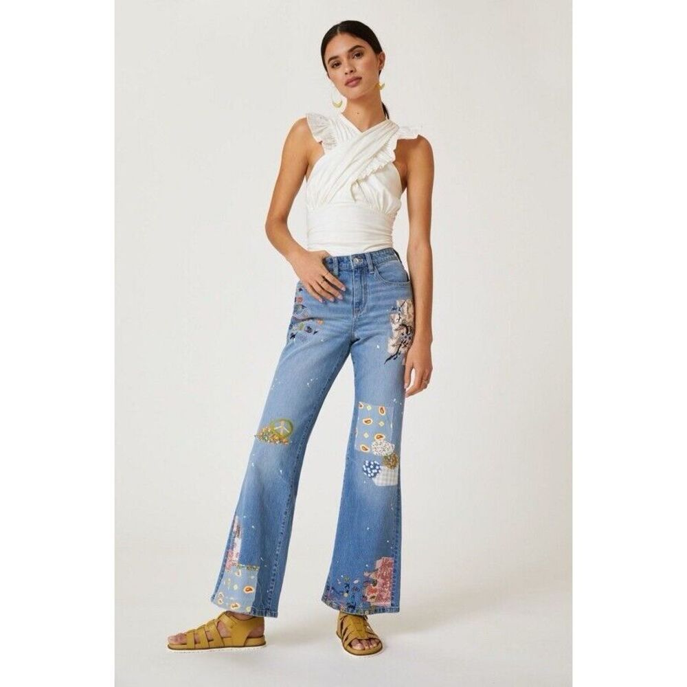 Anthropologie Blue Straight Leg Jeans with Embroidered Details
Size 28 Tall